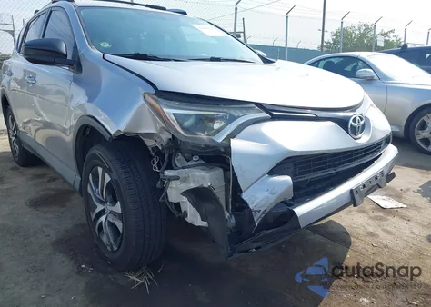 2016 Toyota Rav4 Le z USA, uszkodzony, nr VIN 2T3ZFREV7GW278530